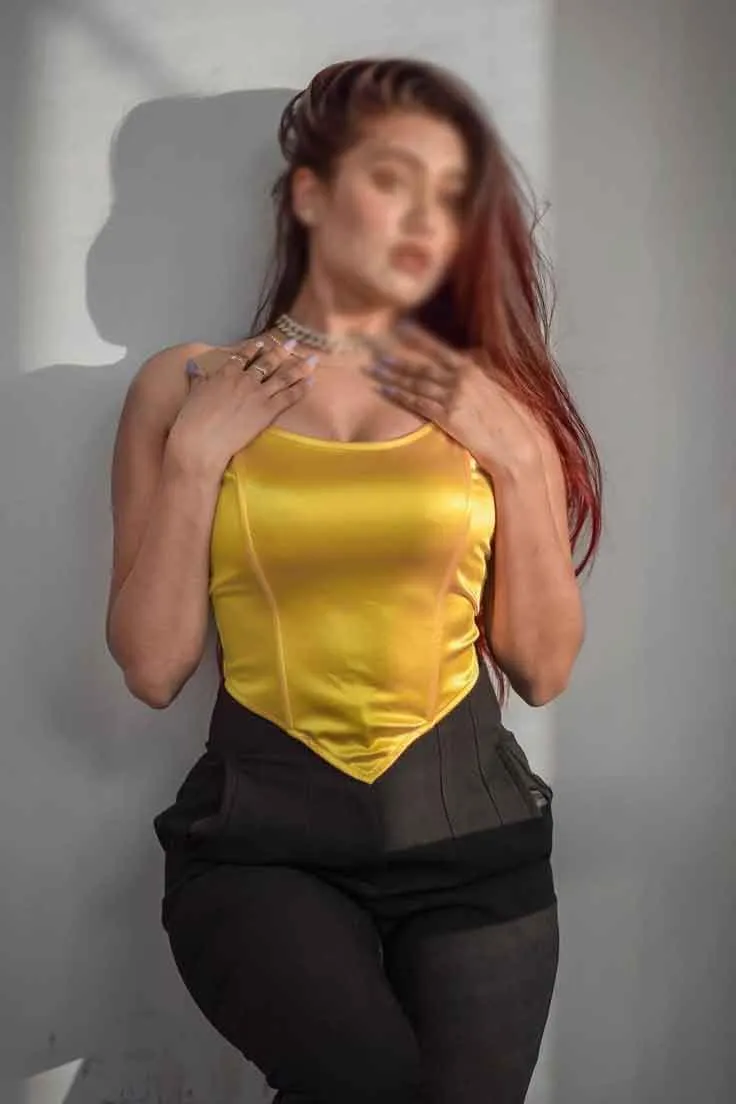 Attractive independent escort Delhi close-up